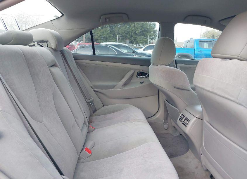 Photo 8 of 2011 Toyota Camry HYBRID (VIN 4T1BB3EK0BU140717)