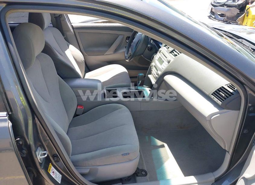 Photo 5 of 2010 Toyota Camry HYBRID (VIN 4T1BB3EK1AU116098)