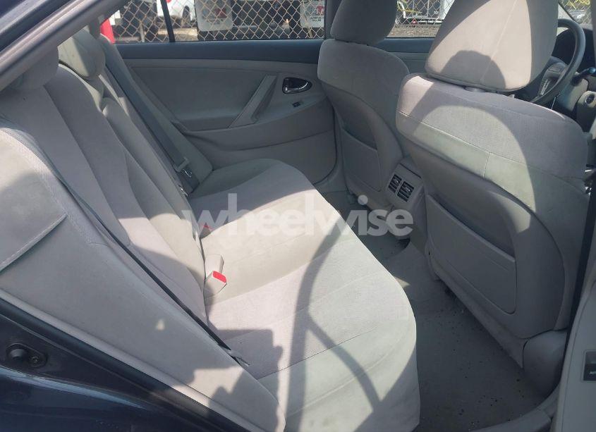 Photo 8 of 2011 Toyota Camry HYBRID (VIN 4T1BB3EK1BU131749)