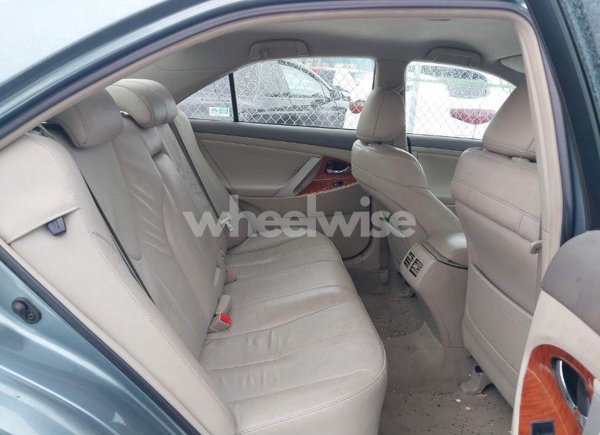 Photo 8 of 2011 Toyota Camry HYBRID (VIN 4T1BB3EK1BU139639)