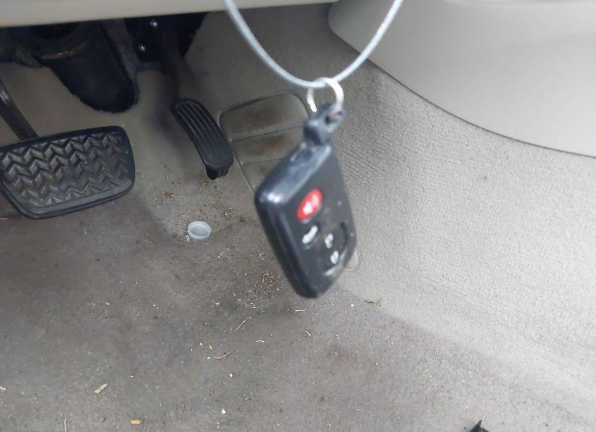 Photo 11 of 2011 Toyota Camry HYBRID (VIN 4T1BB3EK1BU142024)