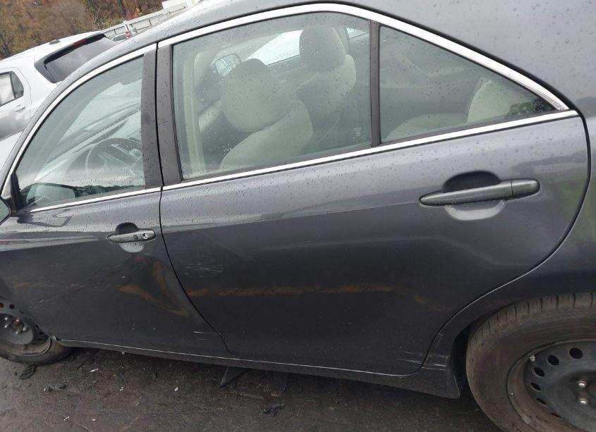 Photo 14 of 2011 Toyota Camry HYBRID (VIN 4T1BB3EK1BU142024)