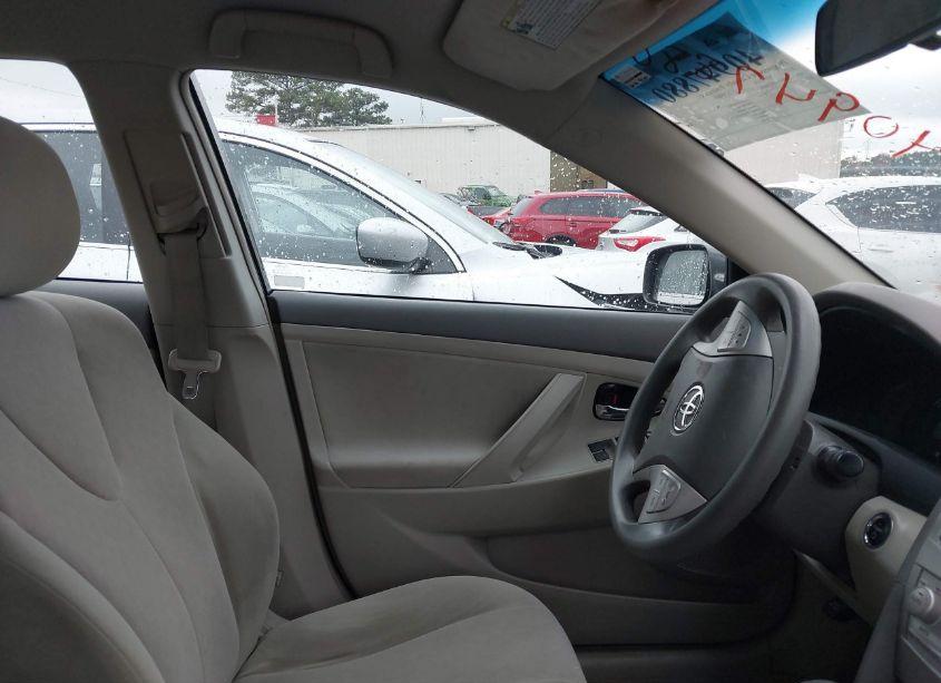 Photo 5 of 2011 Toyota Camry HYBRID (VIN 4T1BB3EK1BU142024)