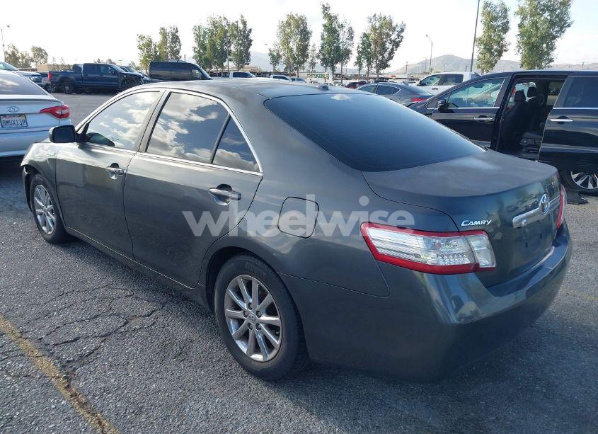 Photo 3 of 2011 Toyota Camry HYBRID (VIN 4T1BB3EK2BU135700)