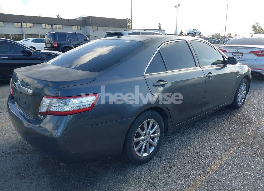 Photo 4 of 2011 Toyota Camry HYBRID (VIN 4T1BB3EK2BU135700)