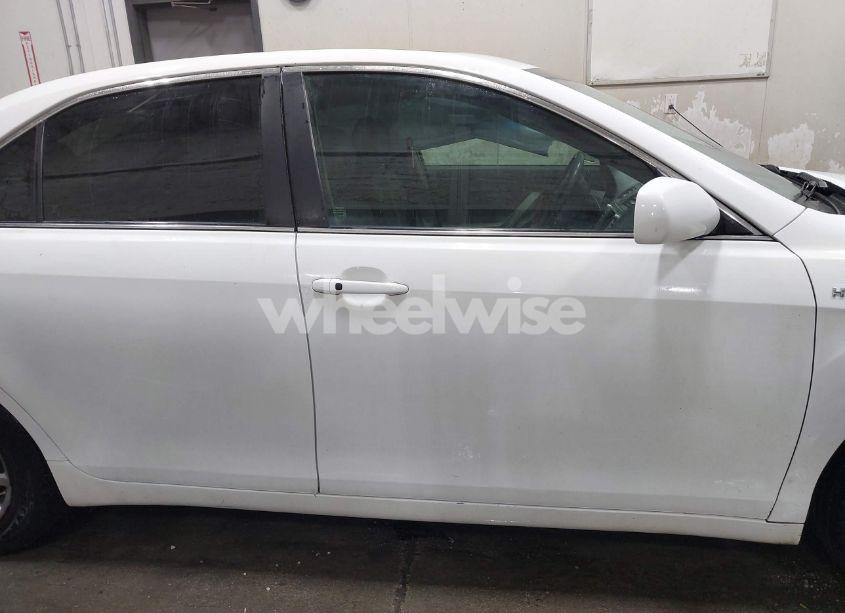 Photo 14 of 2011 Toyota Camry HYBRID (VIN 4T1BB3EK2BU136944)