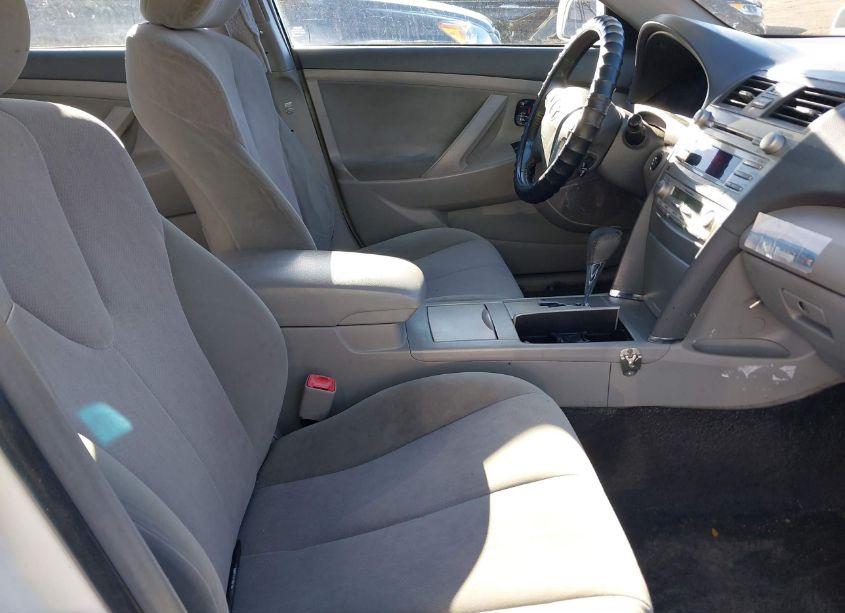 Photo 5 of 2011 Toyota Camry HYBRID (VIN 4T1BB3EK3BU134684)