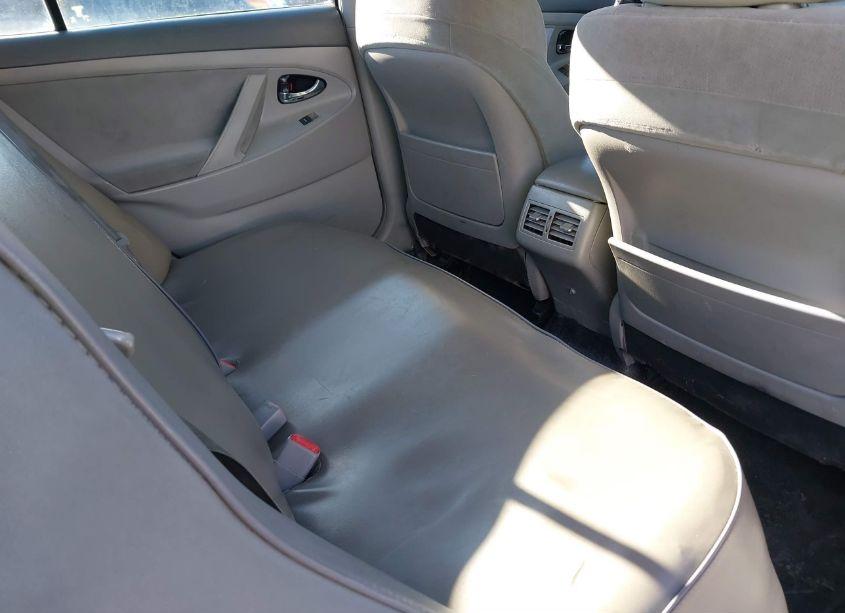 Photo 8 of 2011 Toyota Camry HYBRID (VIN 4T1BB3EK3BU134684)