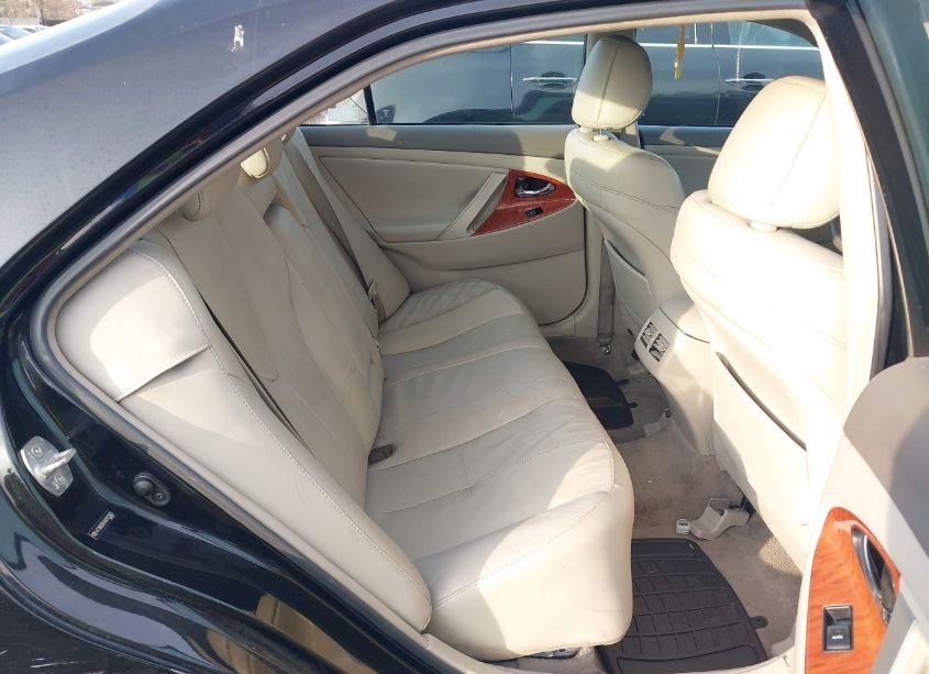 Photo 8 of 2010 Toyota Camry HYBRID (VIN 4T1BB3EK4AU123563)