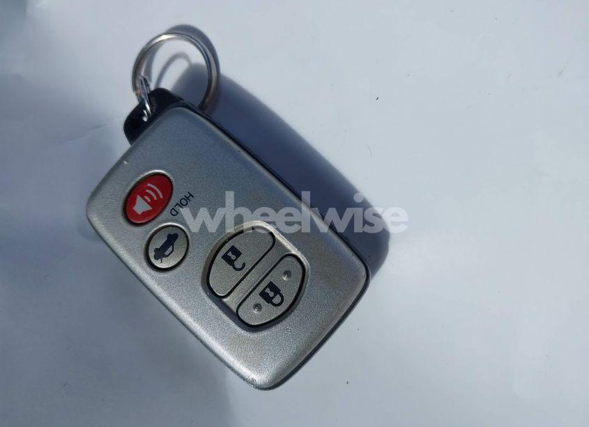 Photo 11 of 2010 Toyota Camry HYBRID (VIN 4T1BB3EK6AU116856)