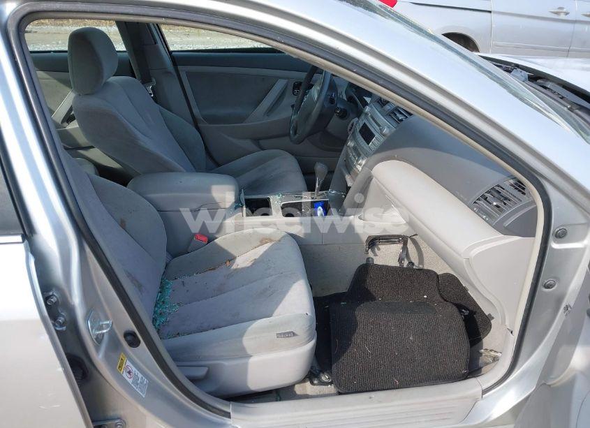 Photo 5 of 2010 Toyota Camry HYBRID (VIN 4T1BB3EK8AU118222)