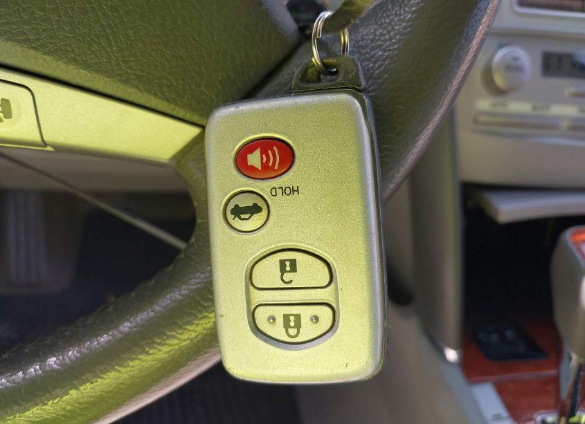 Photo 11 of 2010 Toyota Camry HYBRID (VIN 4T1BB3EKXAU122076)