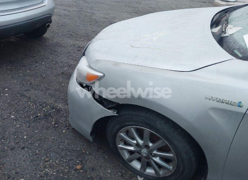 Photo 6 of 2011 Toyota Camry HYBRID (VIN 4T1BB3EKXBU131930)