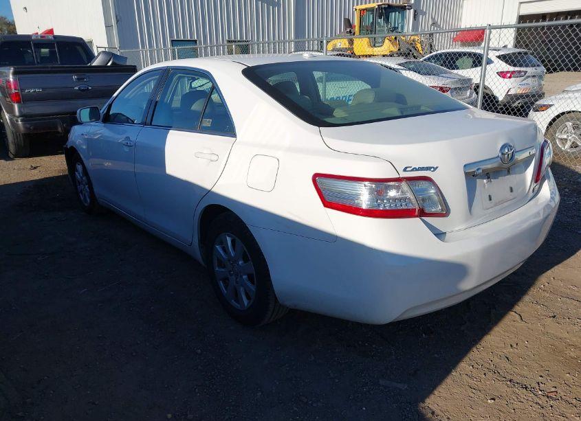 Photo 3 of 2011 Toyota Camry HYBRID (VIN 4T1BB3EKXBU140496)
