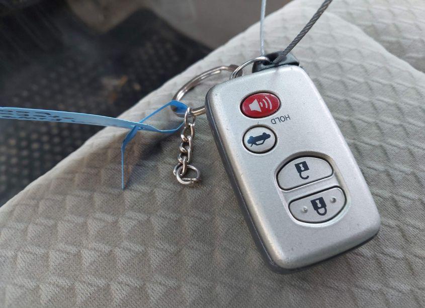 Photo 11 of 2009 Toyota Camry HYBRID (VIN 4T1BB46K69U065617)