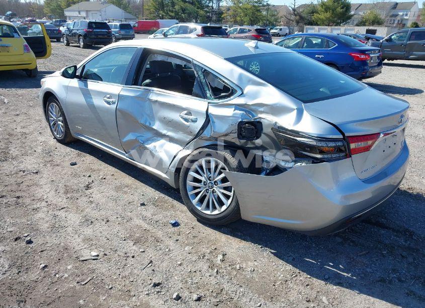 Photo 3 of 2018 Toyota Avalon HYBRID LIMITED (VIN 4T1BD1EB0JU062520)