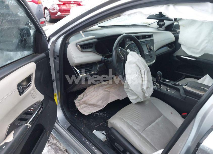 Photo 5 of 2018 Toyota Avalon HYBRID LIMITED (VIN 4T1BD1EB0JU063330)