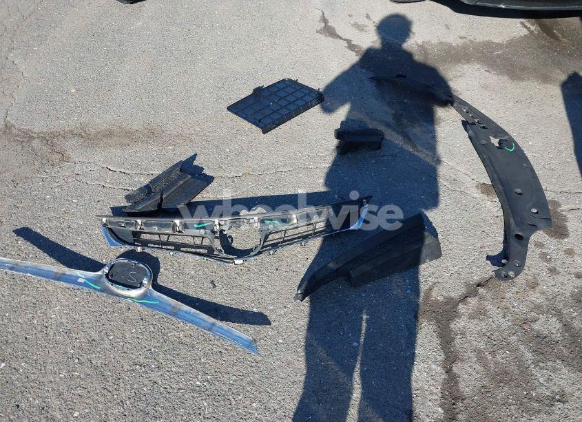 Photo 12 of 2013 Toyota Avalon HYBRID XLE TOURING (VIN 4T1BD1EB1DU011337)