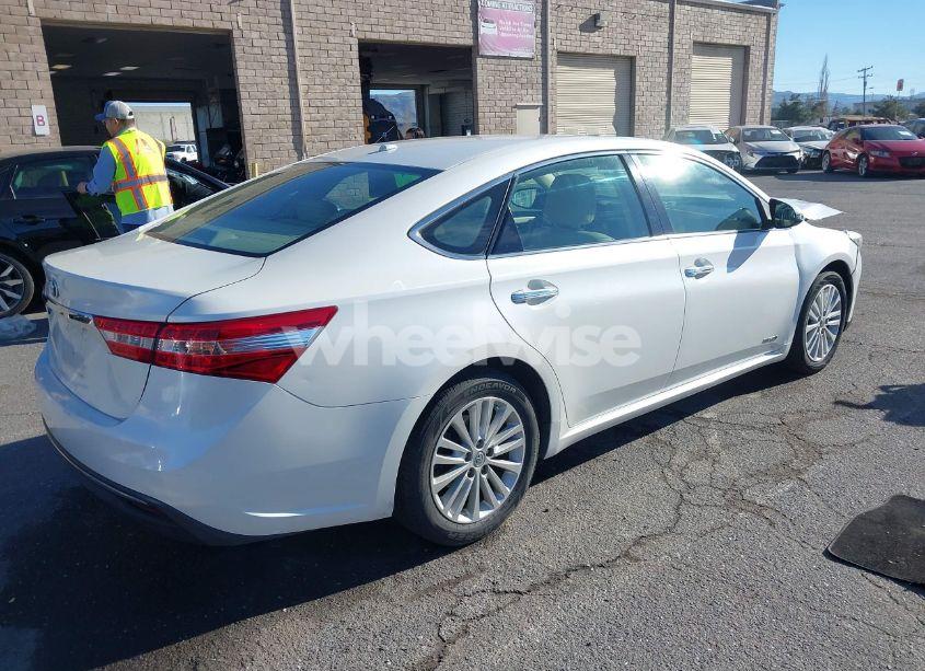 Photo 4 of 2013 Toyota Avalon HYBRID XLE TOURING (VIN 4T1BD1EB1DU011337)