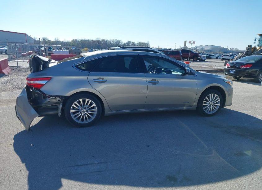 Photo 13 of 2015 Toyota Avalon HYBRID LIMITED (VIN 4T1BD1EB1FU040937)