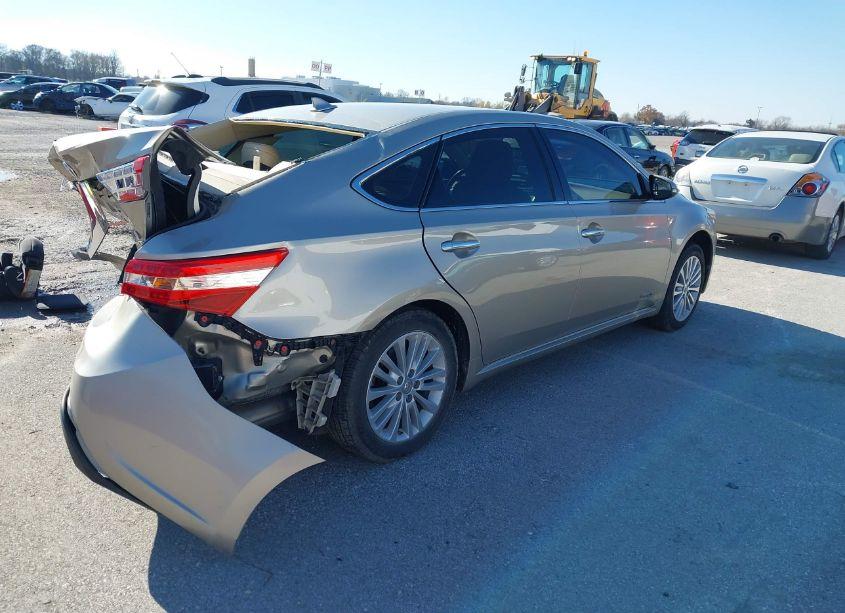 Photo 4 of 2015 Toyota Avalon HYBRID LIMITED (VIN 4T1BD1EB1FU040937)