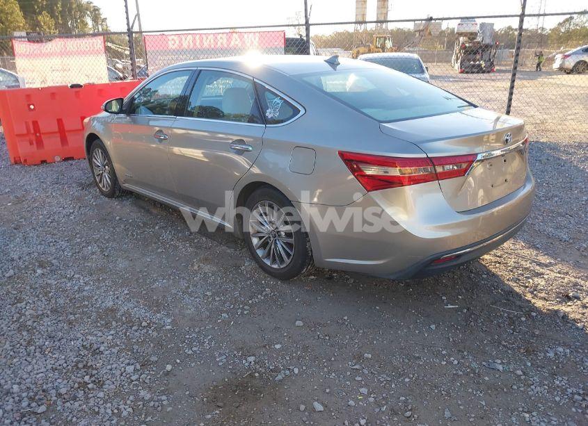 Photo 3 of 2018 Toyota Avalon HYBRID LIMITED (VIN 4T1BD1EB1JU062347)