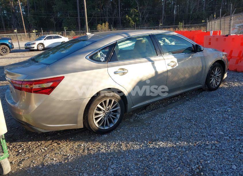 Photo 4 of 2018 Toyota Avalon HYBRID LIMITED (VIN 4T1BD1EB1JU062347)