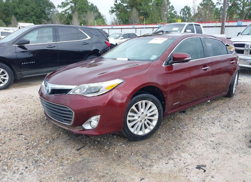 Photo 2 of 2013 Toyota Avalon HYBRID LIMITED (VIN 4T1BD1EB2DU012304)