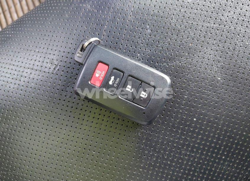 Photo 11 of 2018 Toyota Avalon HYBRID LIMITED (VIN 4T1BD1EB2JU062406)