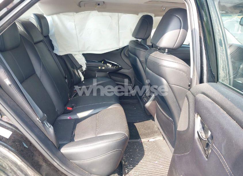 Photo 8 of 2018 Toyota Avalon HYBRID LIMITED (VIN 4T1BD1EB2JU062406)