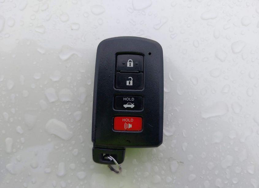 Photo 11 of 2013 Toyota Avalon HYBRID LIMITED (VIN 4T1BD1EB3DU005801)