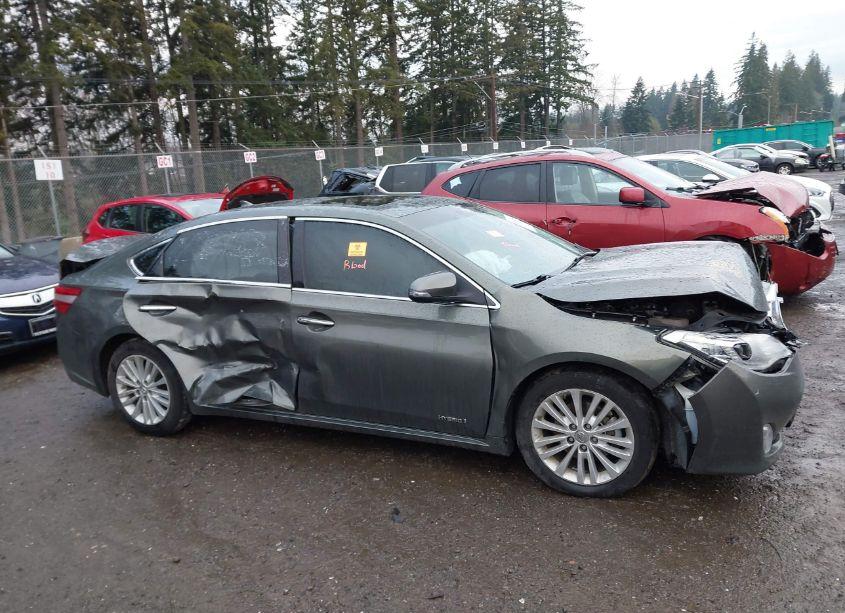 Photo 13 of 2013 Toyota Avalon HYBRID LIMITED (VIN 4T1BD1EB3DU005801)