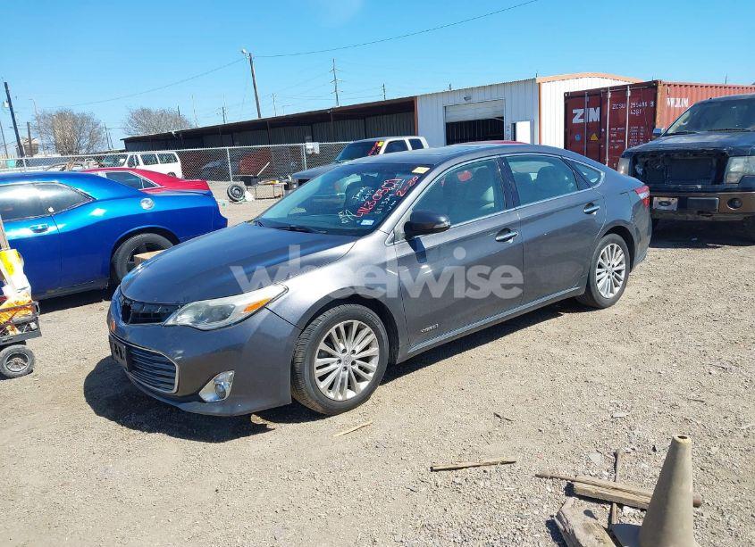 Photo 2 of 2013 Toyota Avalon HYBRID XLE TOURING (VIN 4T1BD1EB3DU011324)
