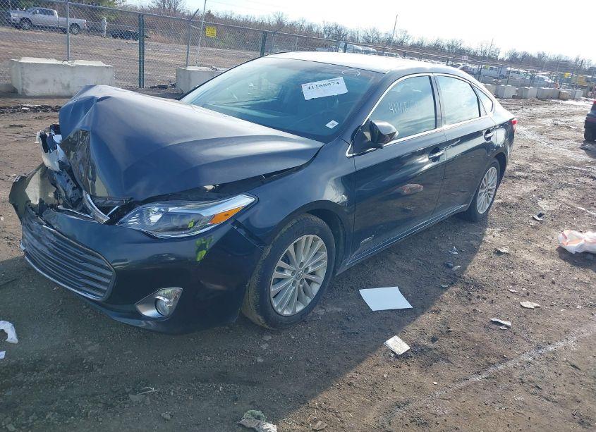 Photo 2 of 2015 Toyota Avalon HYBRID LIMITED (VIN 4T1BD1EB3FU042771)