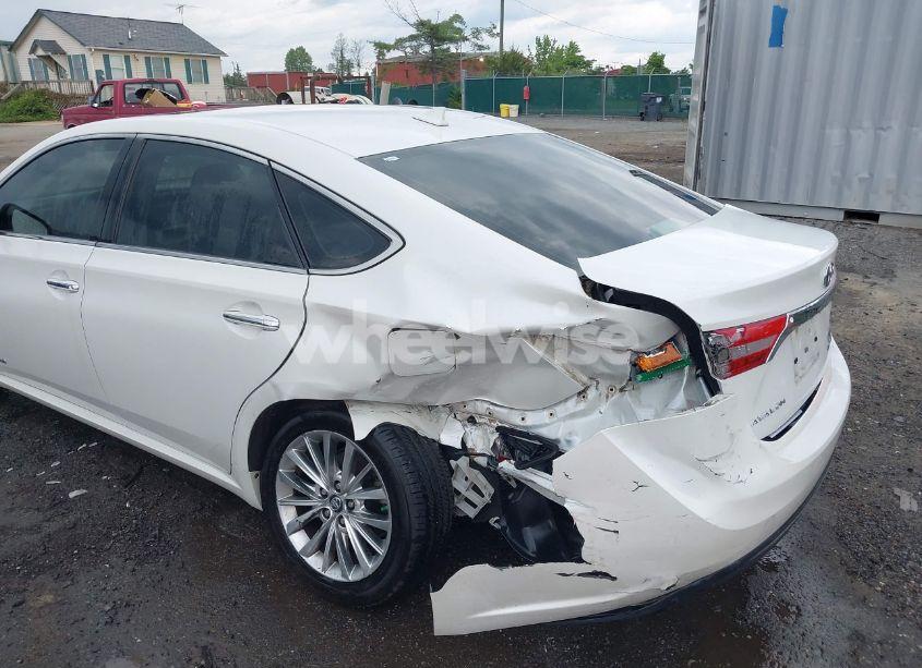 Photo 6 of 2018 Toyota Avalon HYBRID LIMITED (VIN 4T1BD1EB3JU064410)