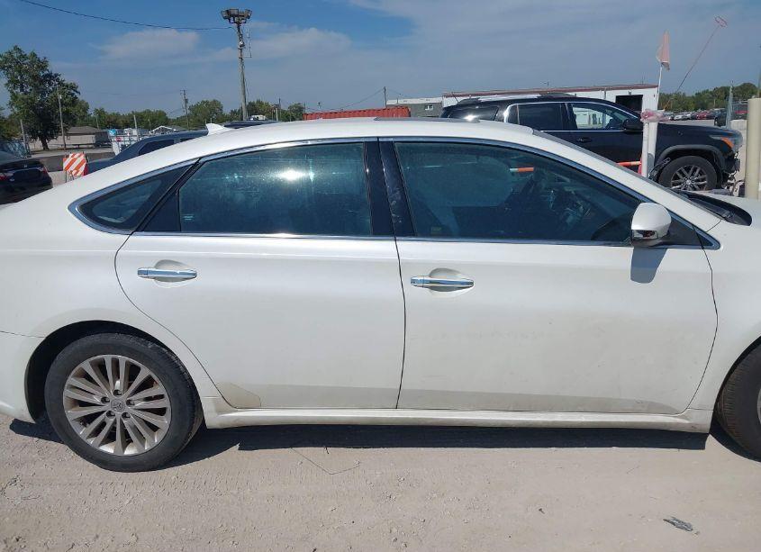 Photo 13 of 2014 Toyota Avalon HYBRID LIMITED (VIN 4T1BD1EB4EU033222)