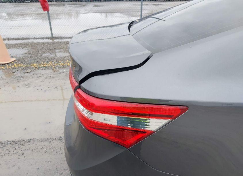 Photo 18 of 2015 Toyota Avalon HYBRID XLE TOURING (VIN 4T1BD1EB4FU043833)