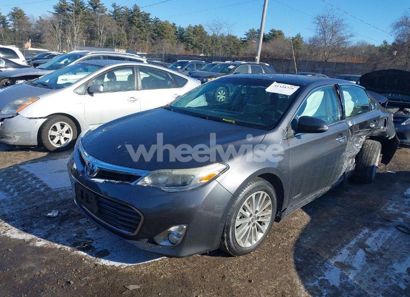 Photo 2 of 2013 Toyota Avalon HYBRID XLE TOURING (VIN 4T1BD1EB5DU003063)
