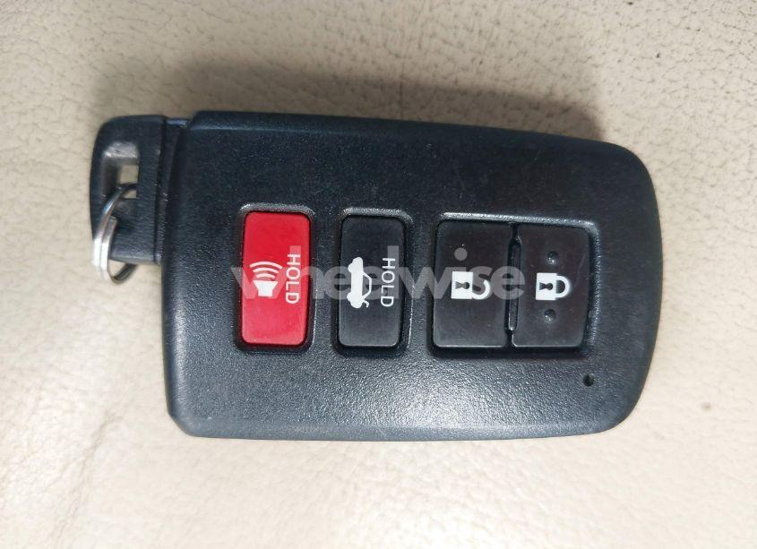 Photo 11 of 2018 Toyota Avalon HYBRID XLE (VIN 4T1BD1EB5JU060570)