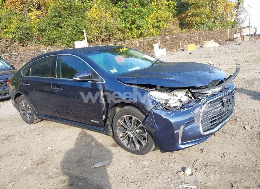 2018 Toyota Avalon HYBRID XLE PREMIUM (VIN 4T1BD1EB5JU063386) main photo