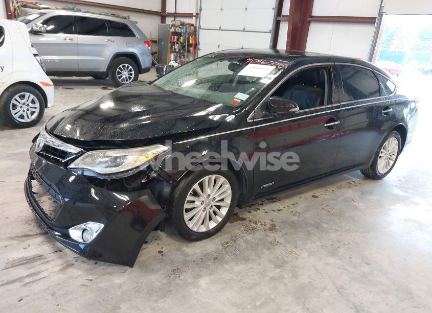 Photo 2 of 2013 Toyota Avalon HYBRID XLE TOURING (VIN 4T1BD1EB6DU011110)