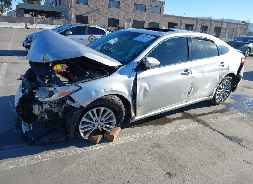 Photo 2 of 2014 Toyota Avalon HYBRID XLE TOURING (VIN 4T1BD1EB6EU027079)