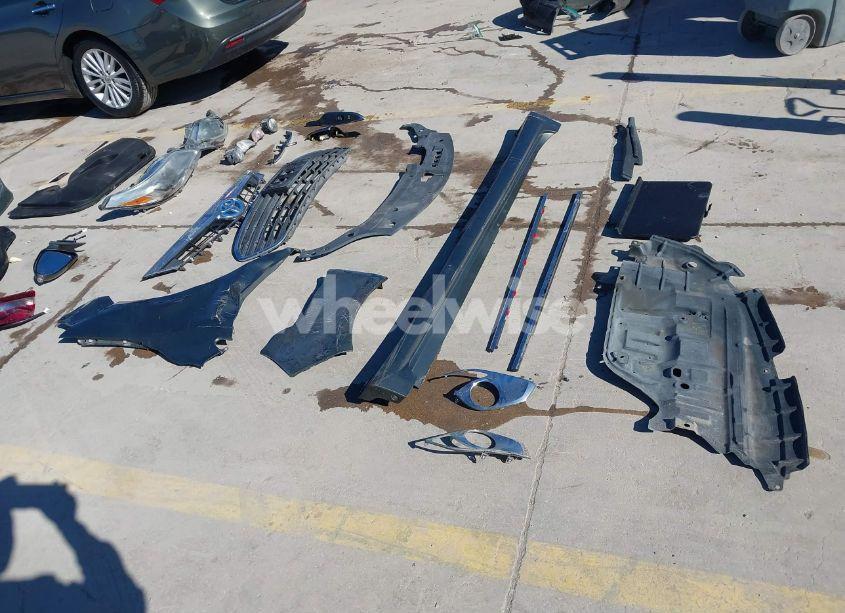 Photo 18 of 2013 Toyota Avalon HYBRID LIMITED (VIN 4T1BD1EB8DU001260)