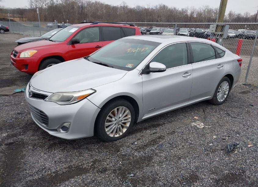 Photo 2 of 2013 Toyota Avalon HYBRID XLE PREMIUM (VIN 4T1BD1EB8DU005471)