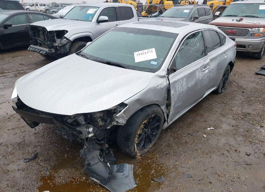 Photo 2 of 2013 Toyota Avalon HYBRID XLE PREMIUM (VIN 4T1BD1EB9DU005642)