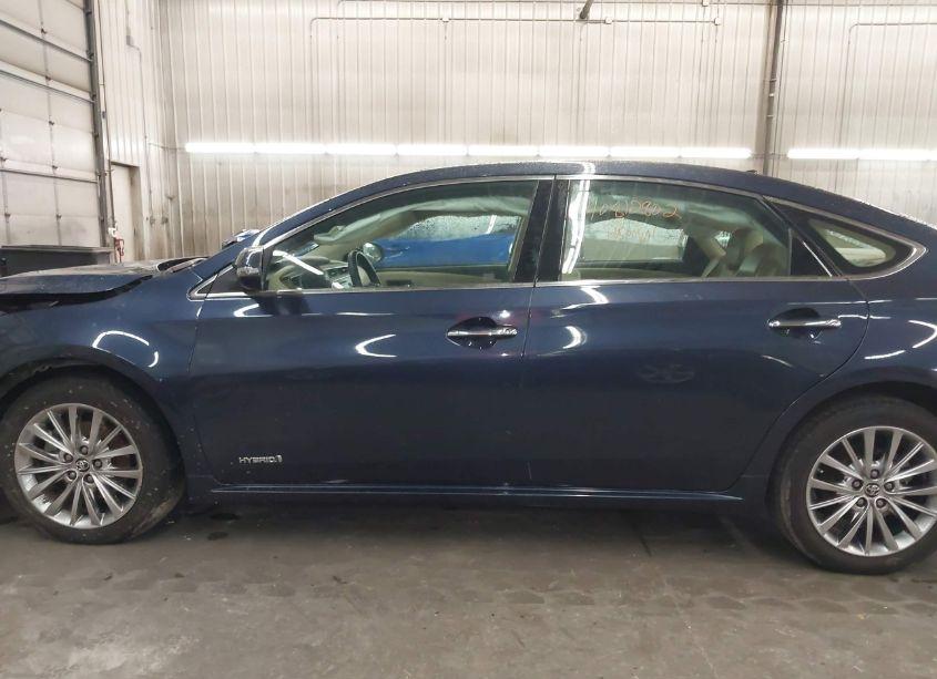 Photo 15 of 2016 Toyota Avalon HYBRID LIMITED (VIN 4T1BD1EB9GU050570)