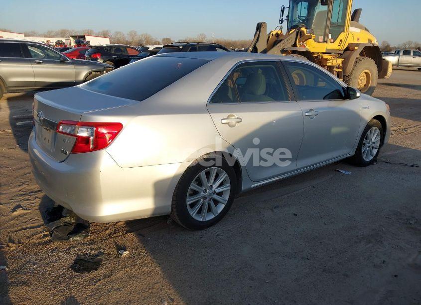 Photo 4 of 2012 Toyota Camry HYBRID XLE (VIN 4T1BD1FK0CU001976)