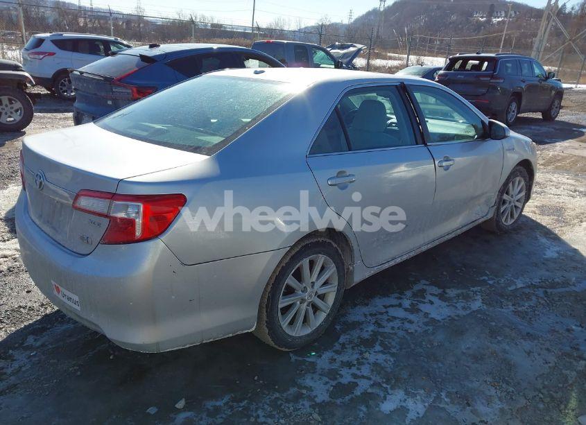 Photo 4 of 2012 Toyota Camry HYBRID XLE (VIN 4T1BD1FK0CU008765)