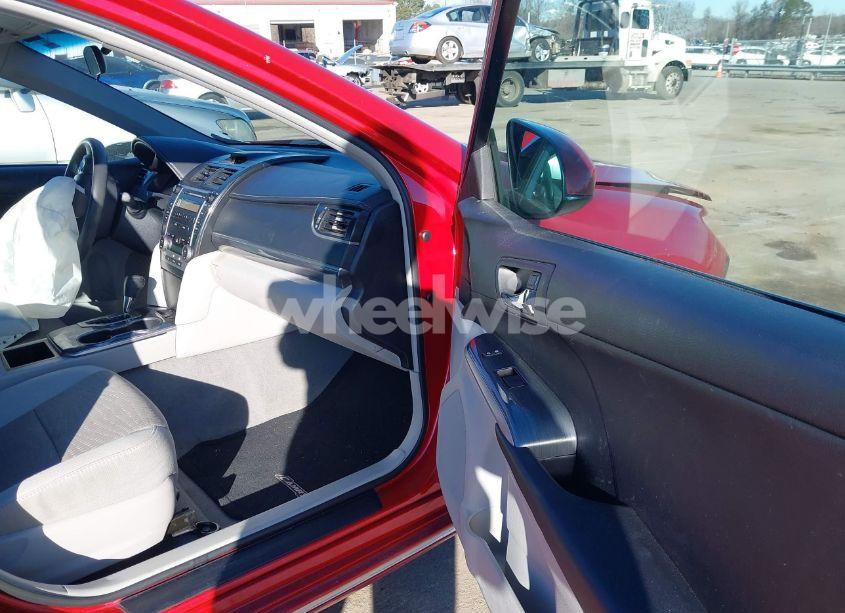 Photo 5 of 2012 Toyota Camry HYBRID LE (VIN 4T1BD1FK0CU009026)