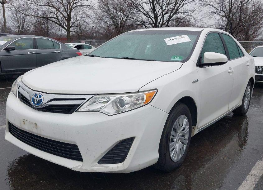 Photo 2 of 2012 Toyota Camry HYBRID LE (VIN 4T1BD1FK0CU017031)
